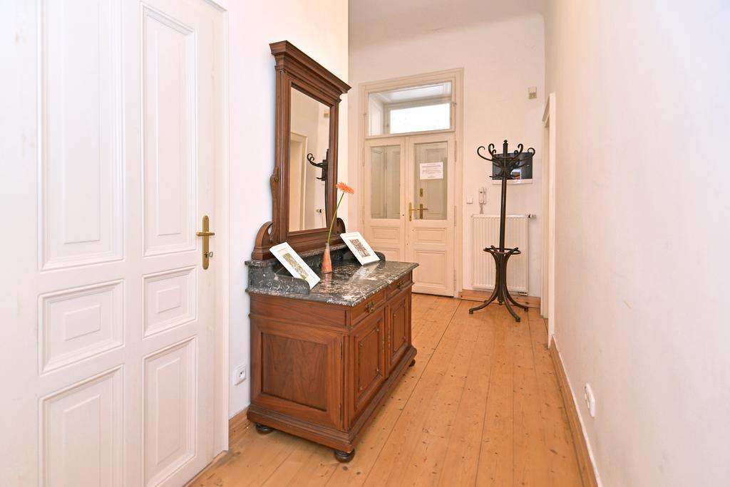 Historic Centre Apartments IV Prague Room photo